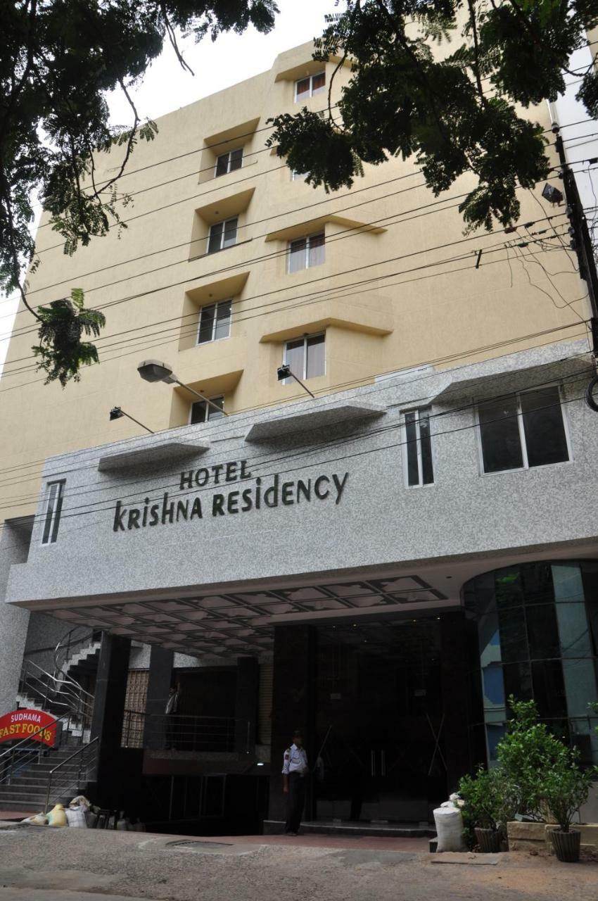 Krishna Residency Hotel Vijayawāda Buitenkant foto