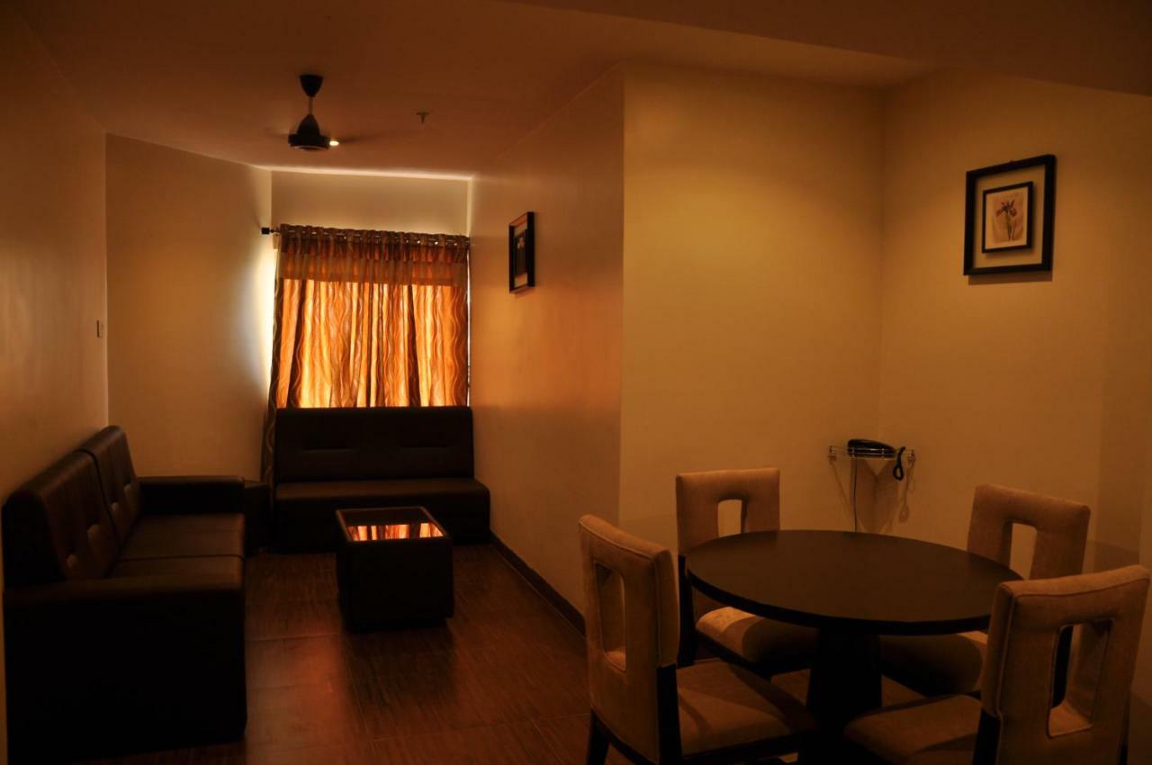 Krishna Residency Hotel Vijayawāda Buitenkant foto